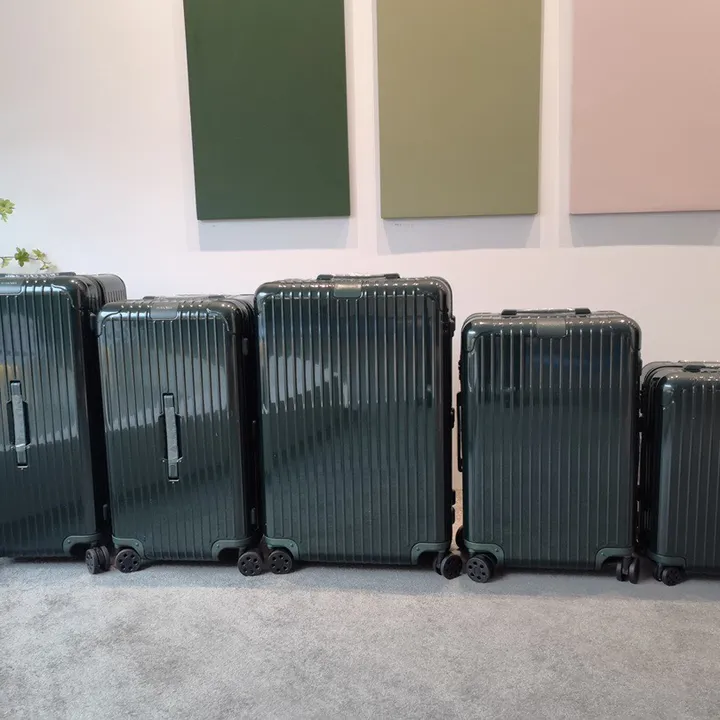 スーパーコピー リモワ スーツケース