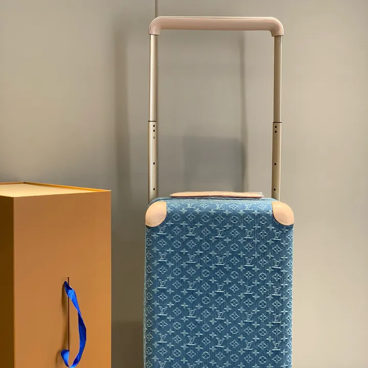 スーパーコピー ルイヴィトン スーツケース