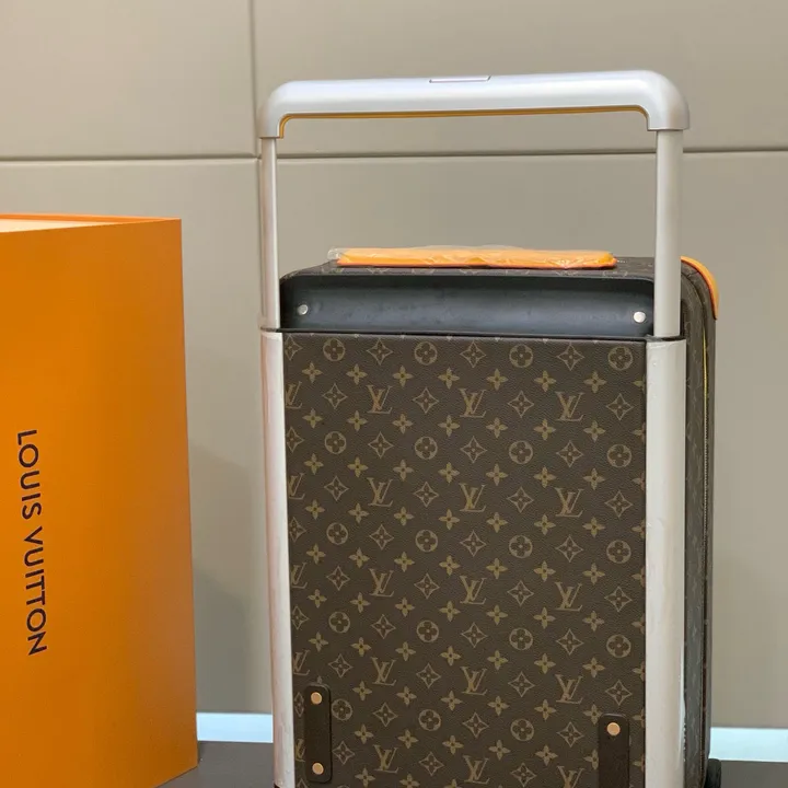 スーパーコピー ルイヴィトン スーツケース