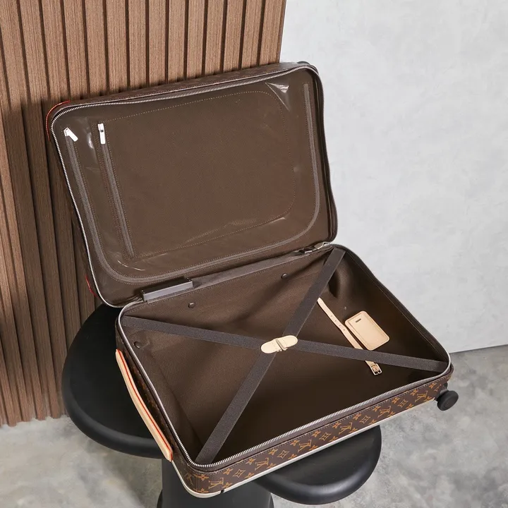 スーパーコピー ルイヴィトン スーツケース