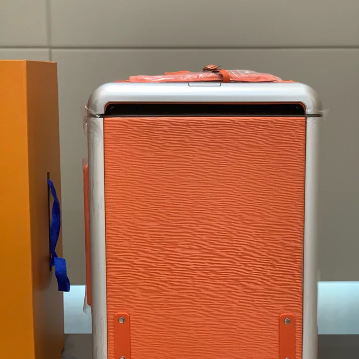 スーパーコピー ルイヴィトン スーツケース