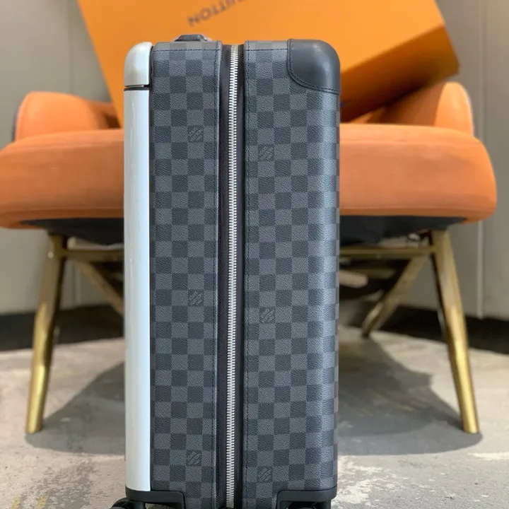 スーパーコピー ルイヴィトン スーツケース