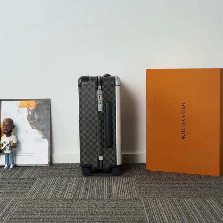 スーパーコピー ルイヴィトン スーツケース