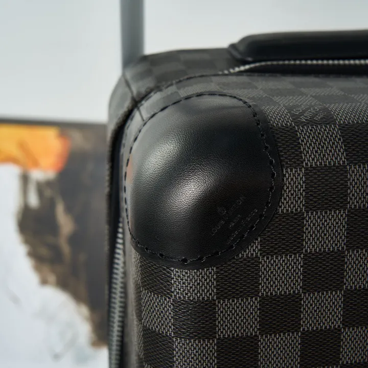 スーパーコピー ルイヴィトン スーツケース