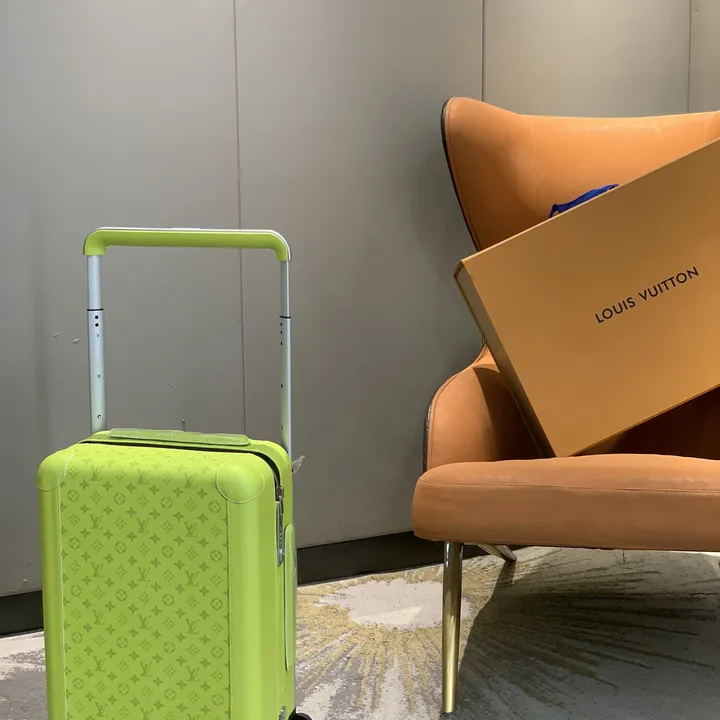 スーパーコピー ルイヴィトン スーツケース
