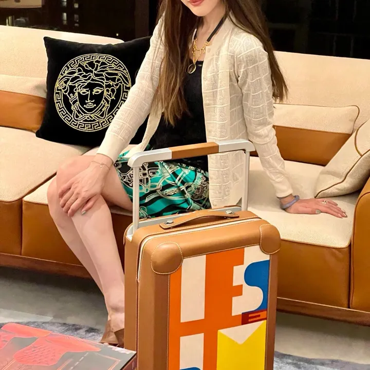 スーパーコピー シャネル スーツケース