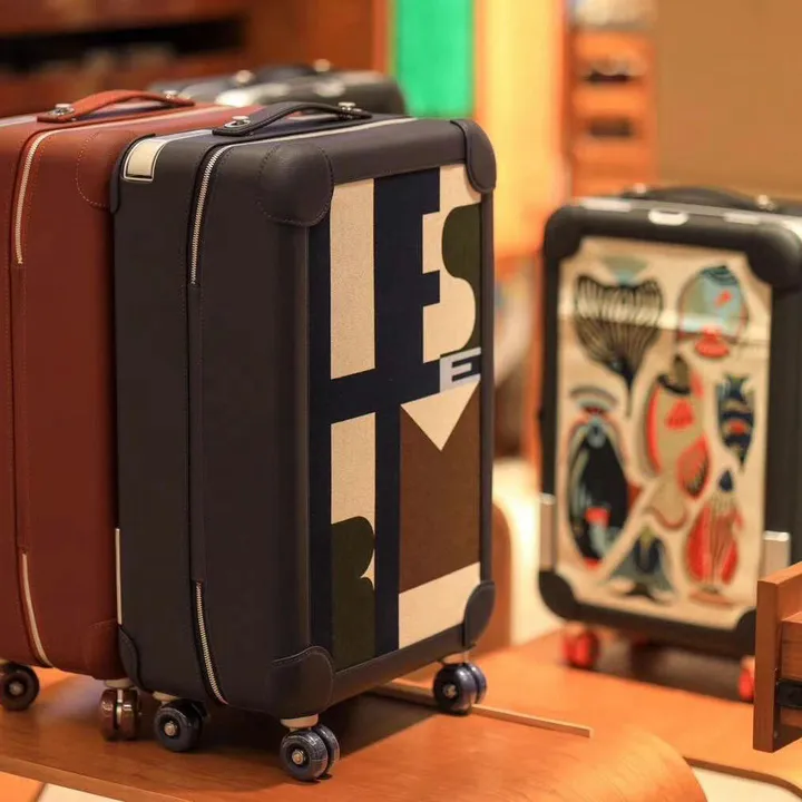 スーパーコピー シャネル スーツケース