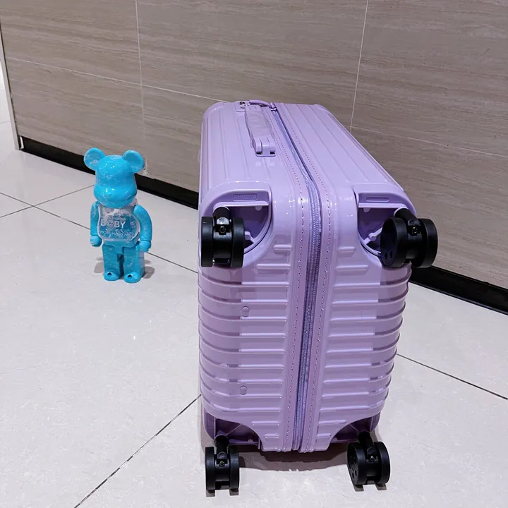 スーパーコピー リモワ スーツケース