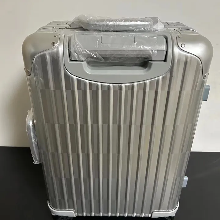 スーパーコピー シチズン スーツケース