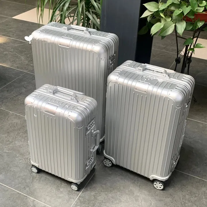 スーパーコピー リモワ スーツケース