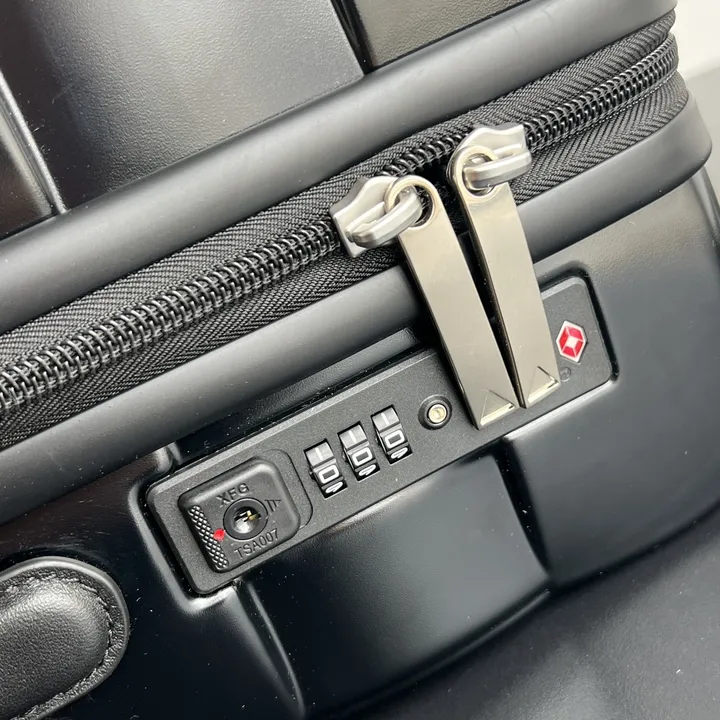 スーパーコピー ボッテガ ヴェネタ スーツケース