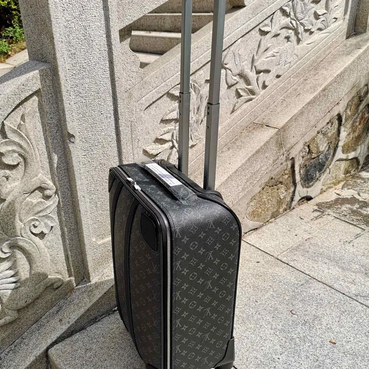 スーパーコピー ルイヴィトン スーツケース