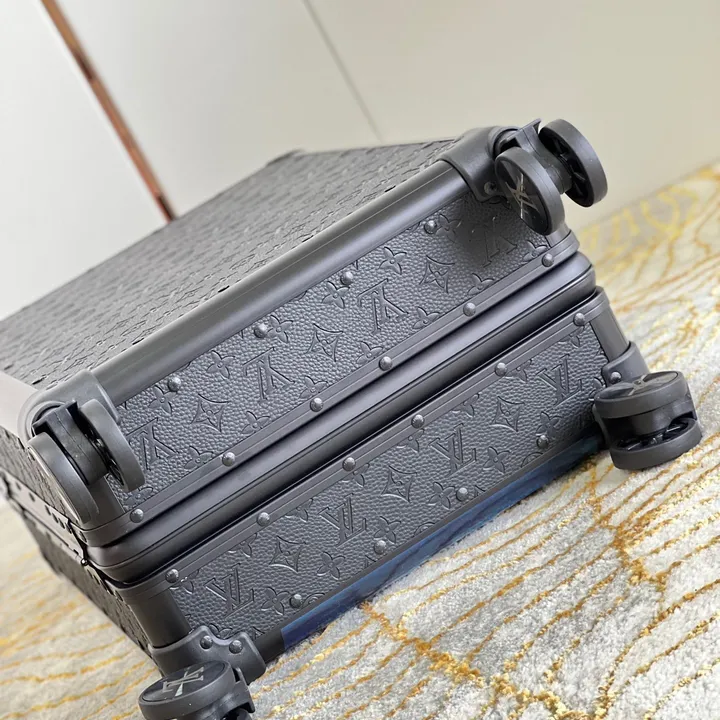 スーパーコピー ルイヴィトン スーツケース