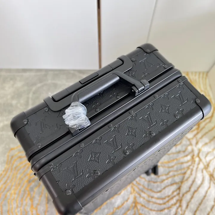 スーパーコピー ルイヴィトン スーツケース