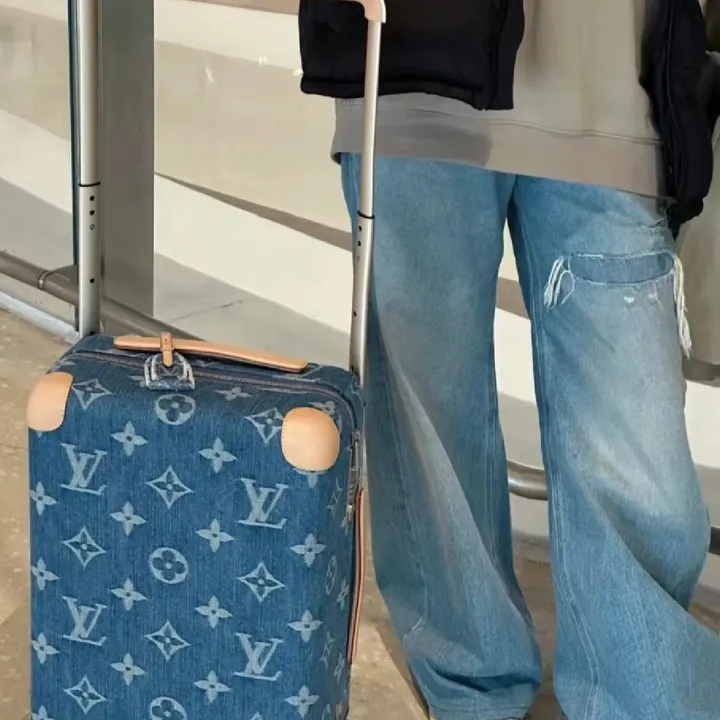スーパーコピー ルイヴィトン スーツケース