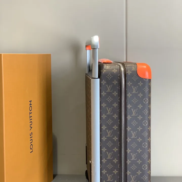 スーパーコピー ルイヴィトン スーツケース