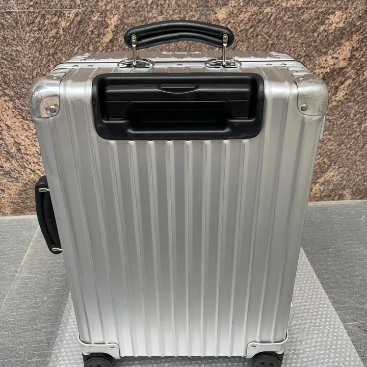スーパーコピー リモワ スーツケース