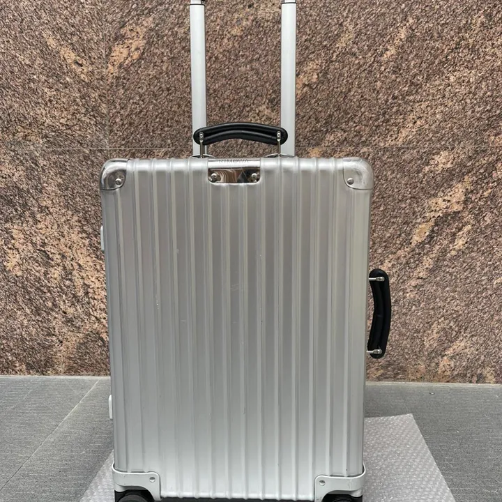 スーパーコピー リモワ スーツケース