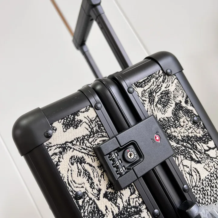 スーパーコピー ディオール スーツケース