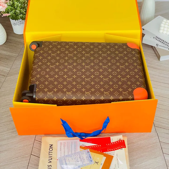 スーパーコピー ルイヴィトン スーツケース