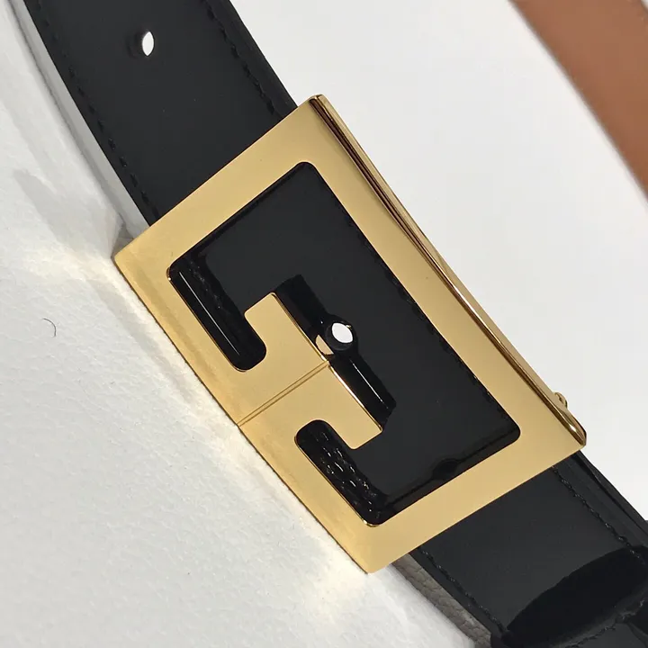 スーパーコピー バレンシアガ ベルト