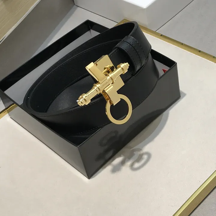 スーパーコピー バレンシアガ ベルト