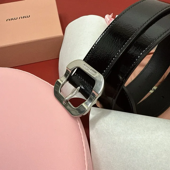 スーパーコピー ミュウミュウ ベルト