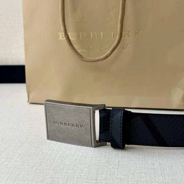 スーパーコピー バーバリー ス ベルト