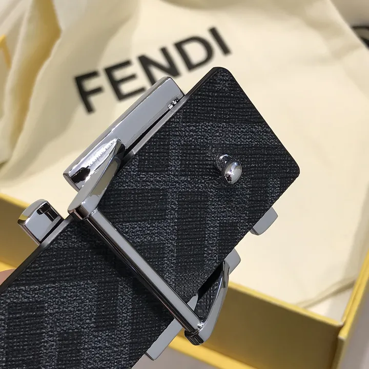 スーパーコピー フェンディ ベルト