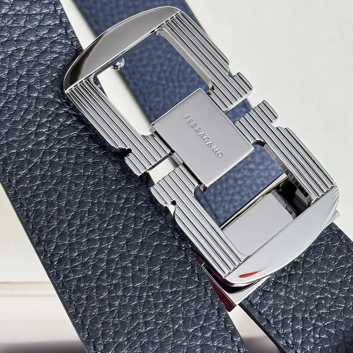 スーパーコピー フェラガモ ベルト