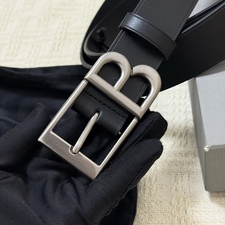 スーパーコピー バレンシアガ ベルト