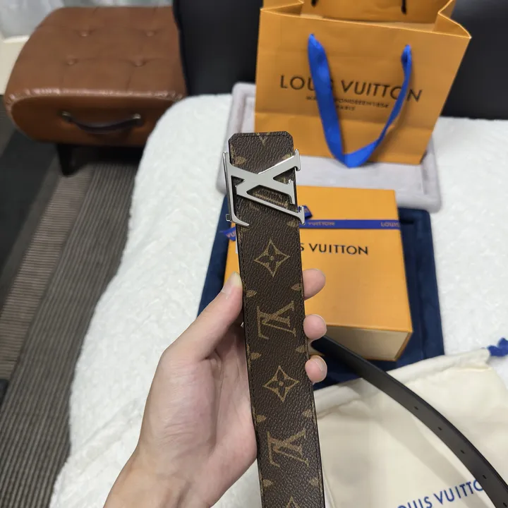 スーパーコピー ルイヴィトン ベルト
