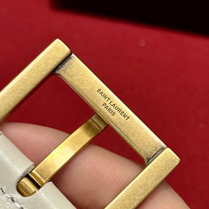 スーパーコピー イブサンローラン ベルト