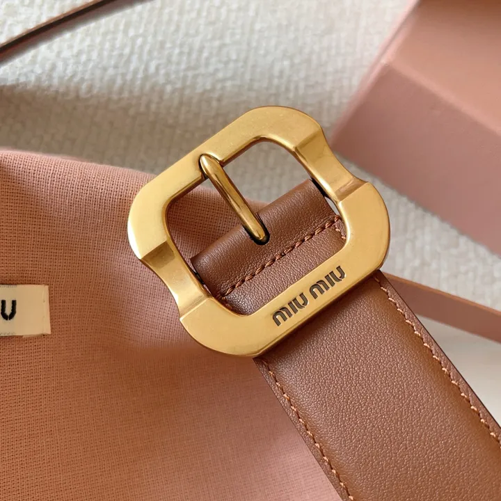 スーパーコピー ミュウミュウ ベルト