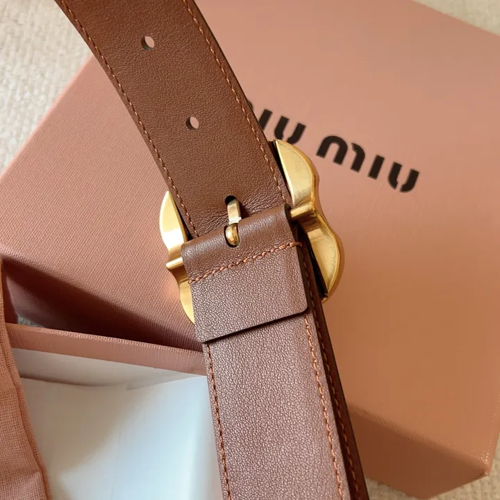 スーパーコピー ミュウミュウ ベルト