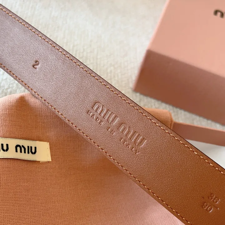 スーパーコピー ミュウミュウ ベルト