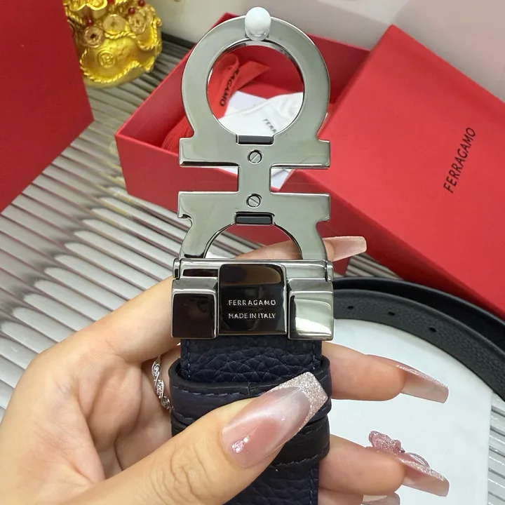 スーパーコピー フェラガモ ベルト