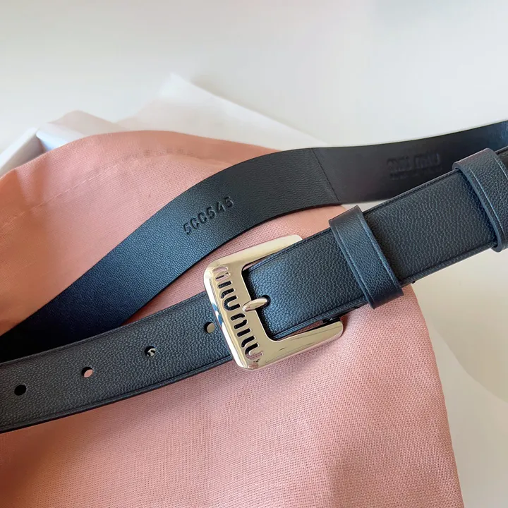 スーパーコピー ミュウミュウ ベルト