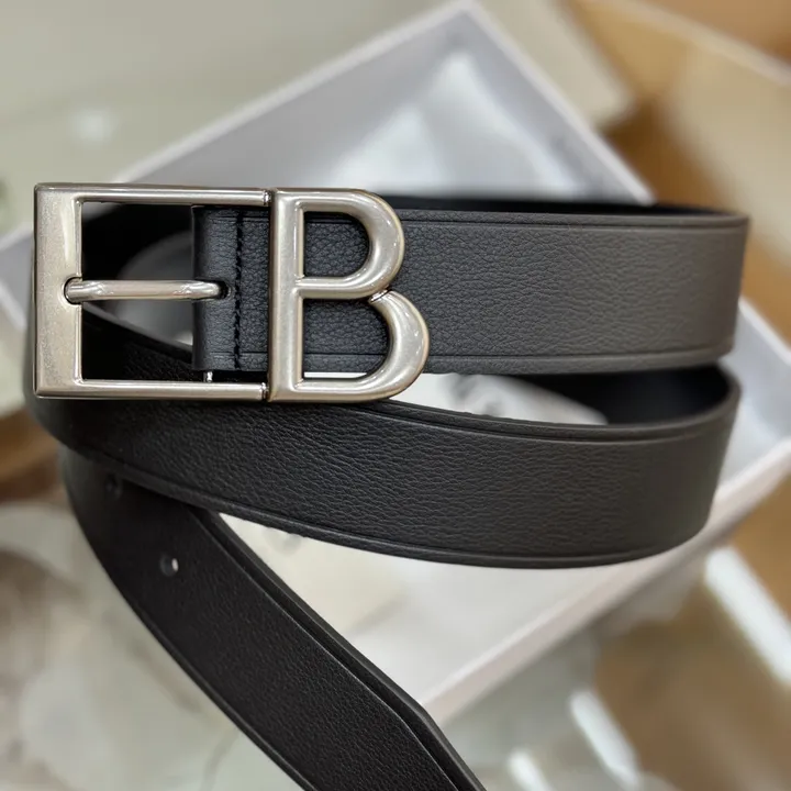 スーパーコピー バレンシアガ ベルト