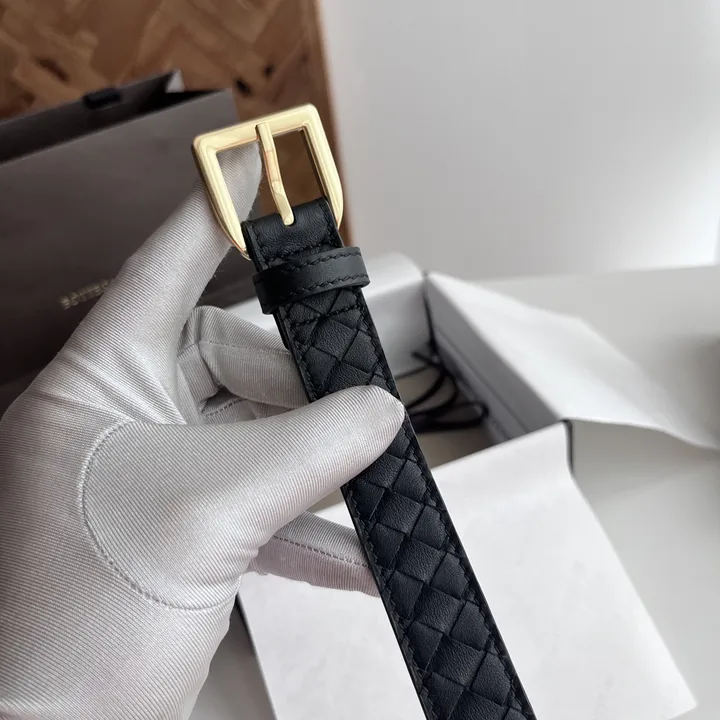 スーパーコピー ボッテガ ヴェネタ ベルト