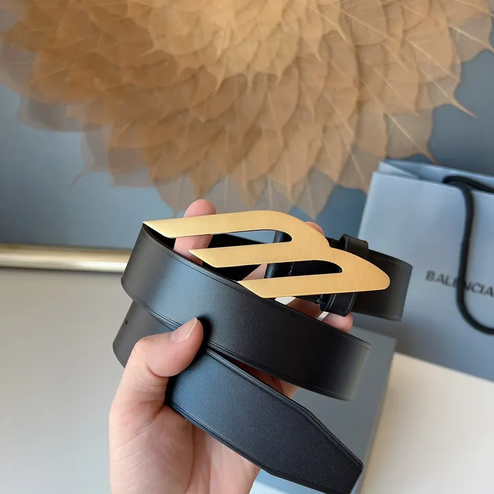 スーパーコピー バレンシアガ ベルト