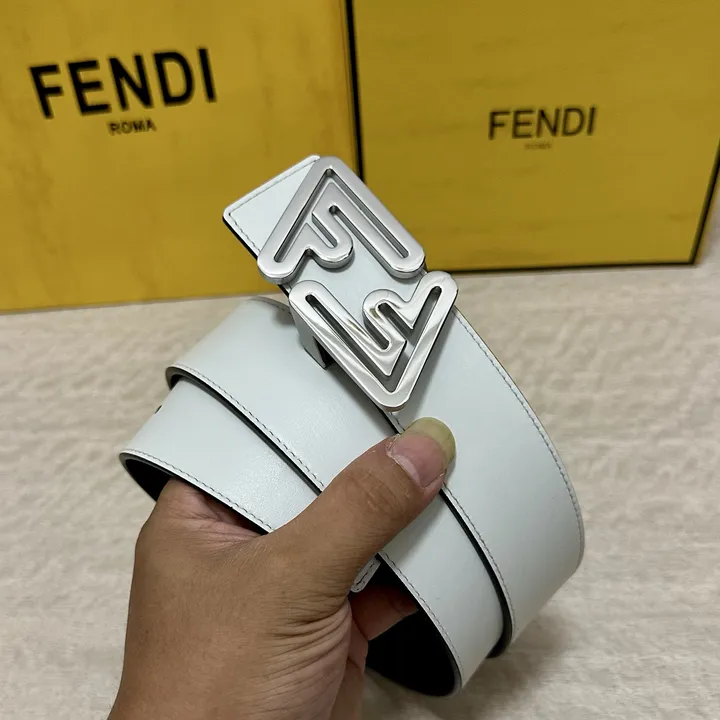 スーパーコピー フェンディ ベルト