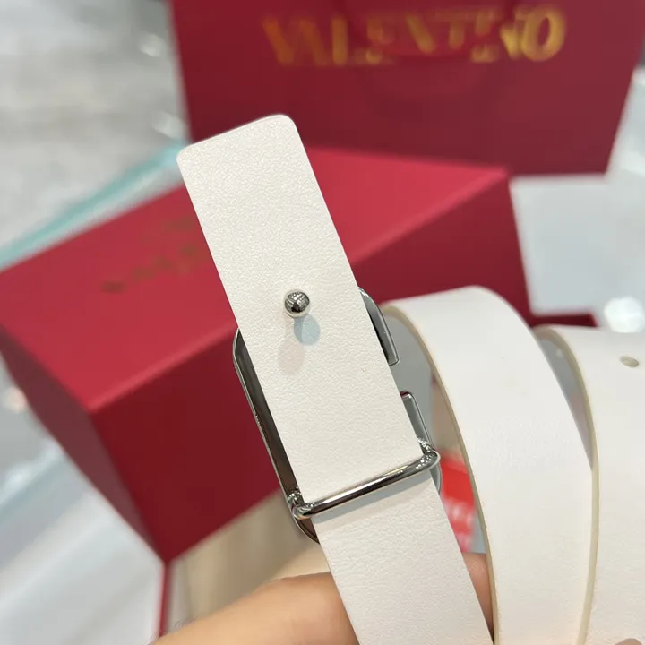 スーパーコピー ヴァレンティノ ベルト