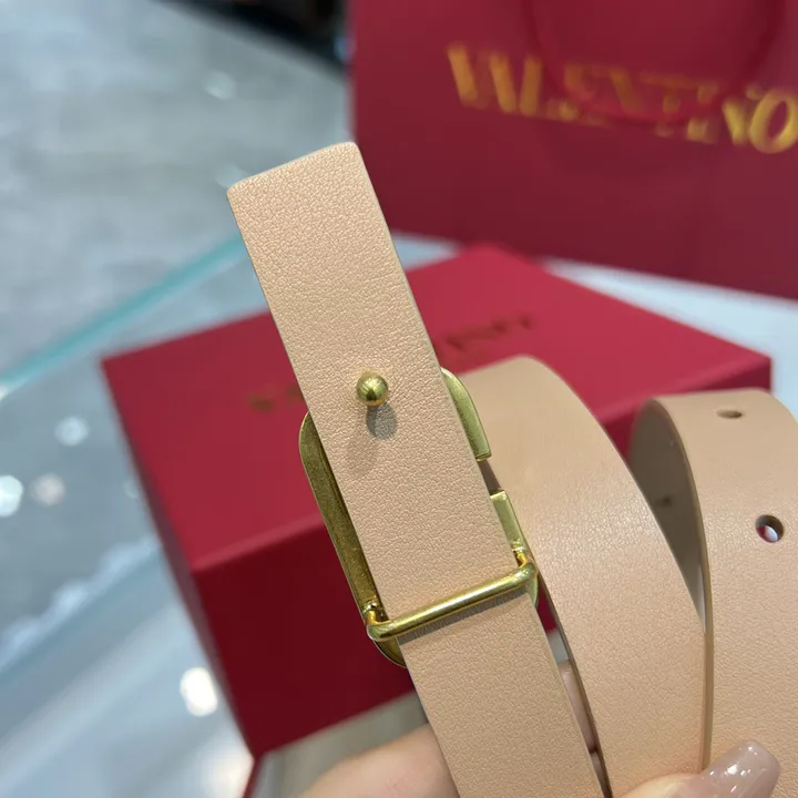 スーパーコピー ヴァレンティノ ベルト