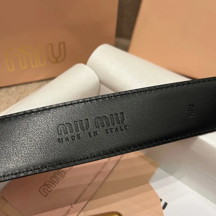 スーパーコピー ミュウミュウ ベルト