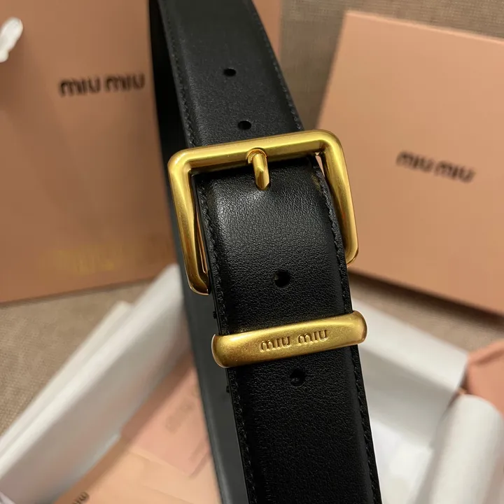 スーパーコピー ミュウミュウ ベルト