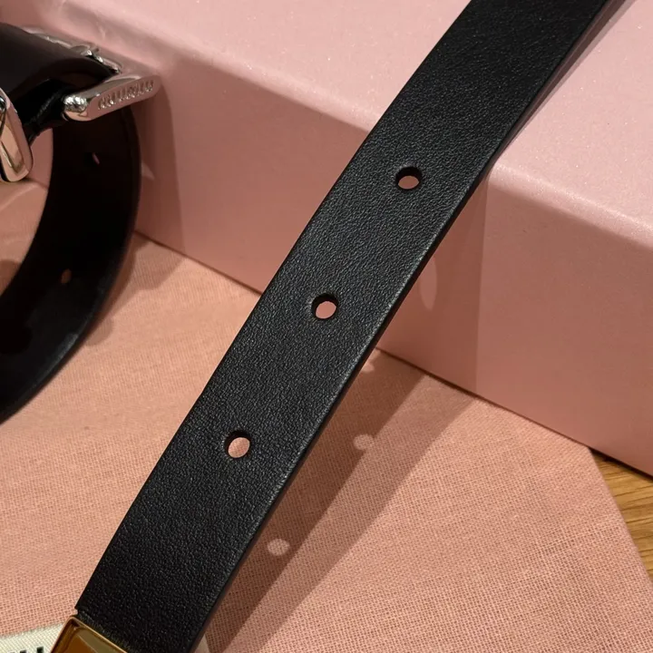 スーパーコピー ミュウミュウ ベルト