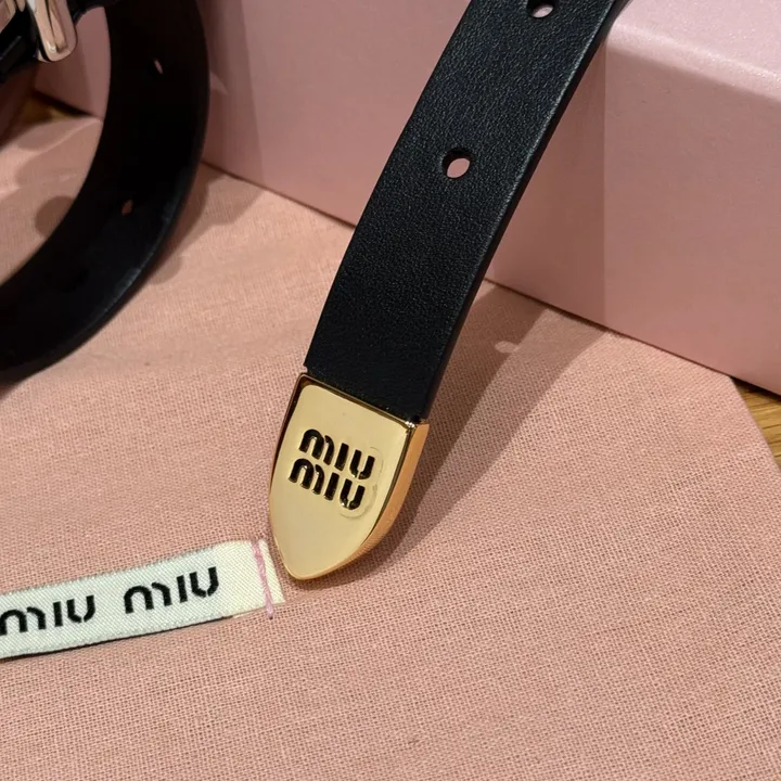 スーパーコピー ミュウミュウ ベルト