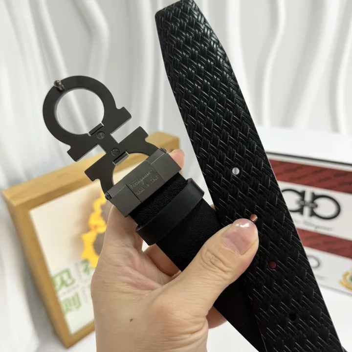 スーパーコピー フェラガモ ベルト