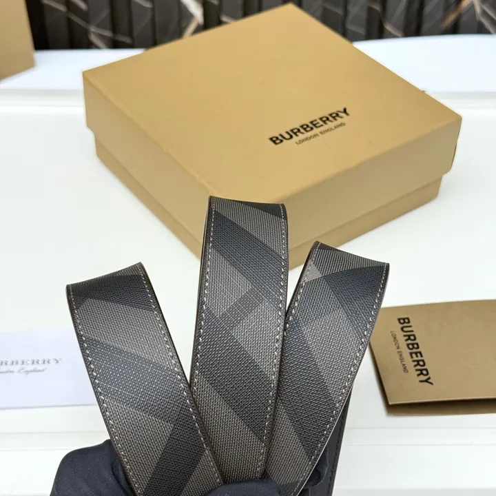 スーパーコピー バーバリー ス ベルト